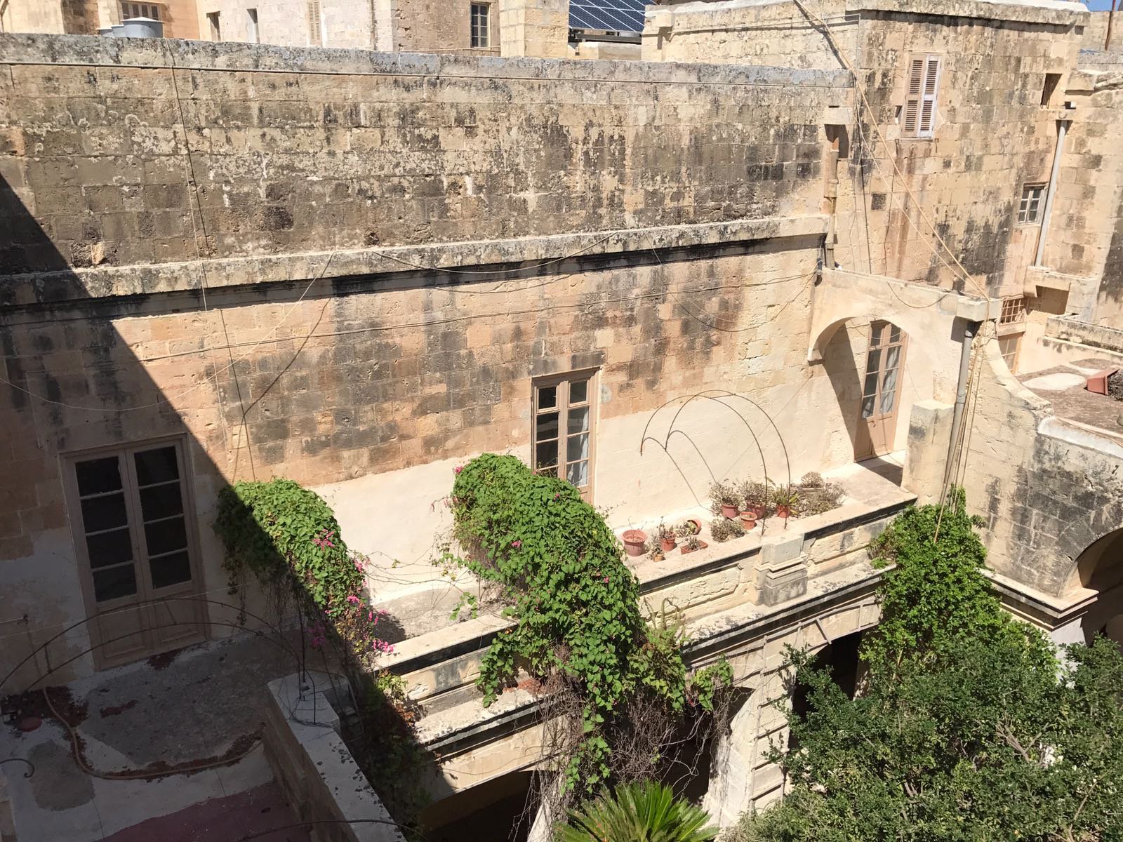 Ad Sale House Mdina (MDN), 33 Rooms refV0290MT