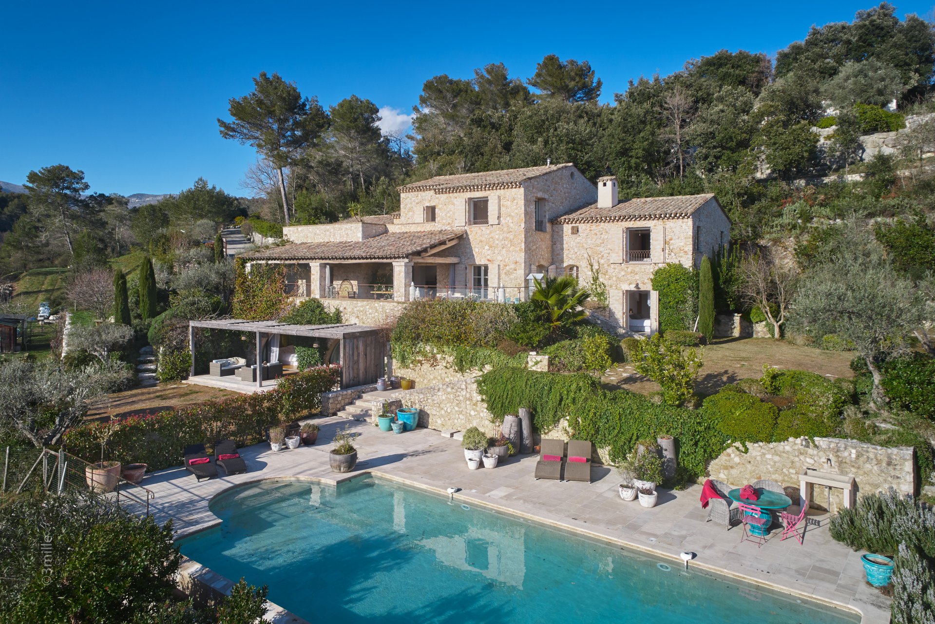 Ad Sale Property La CollesurLoup (06480), 8 Rooms refV2167CO