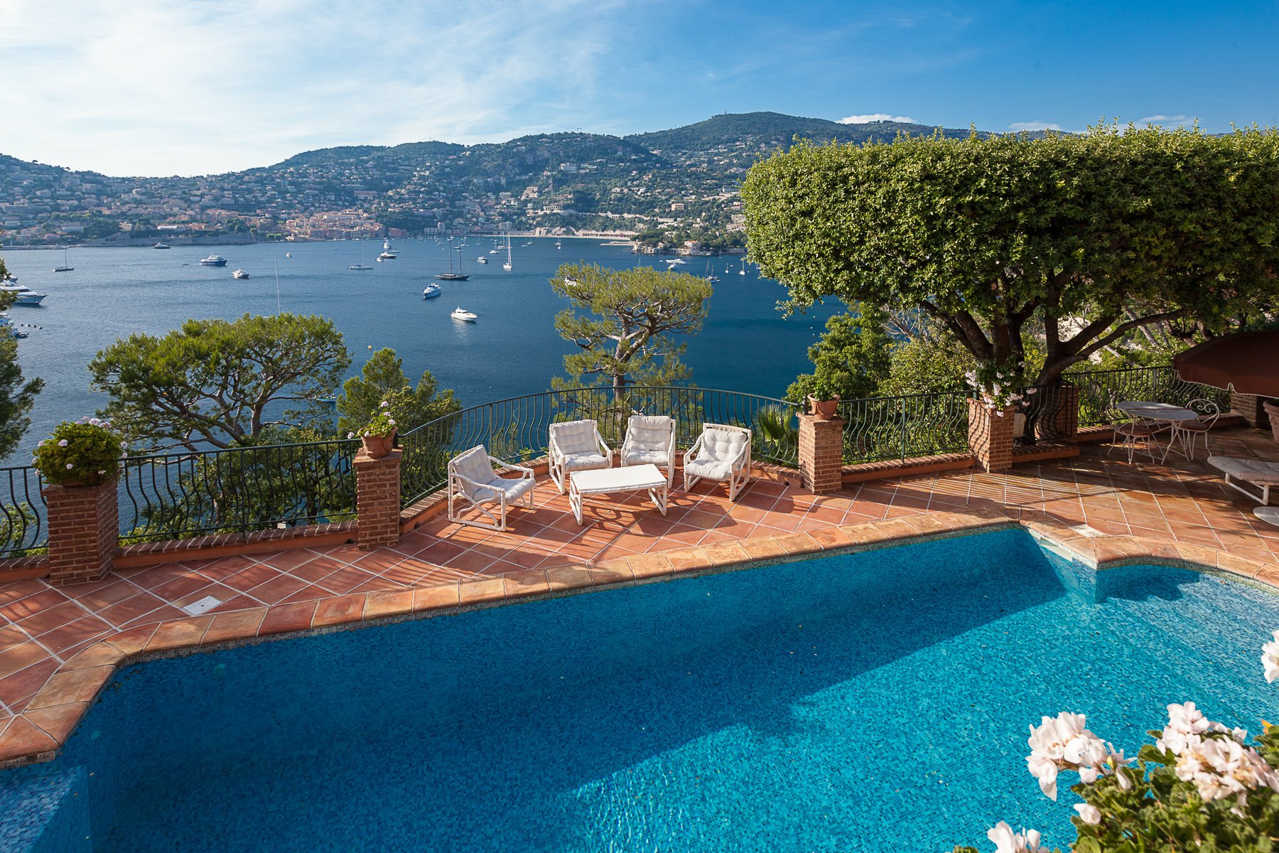 Ad Sale Property SaintJeanCapFerrat (06230), 8 Rooms V0703SJ