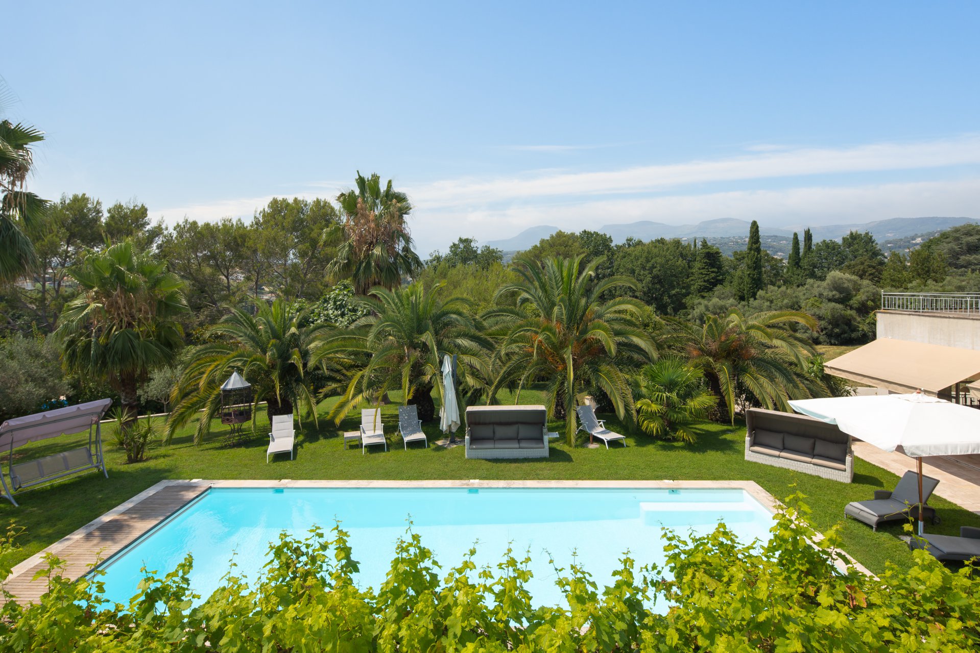 Ad Sale Property SaintPauldeVence (06570), 7 Rooms refV2133CO