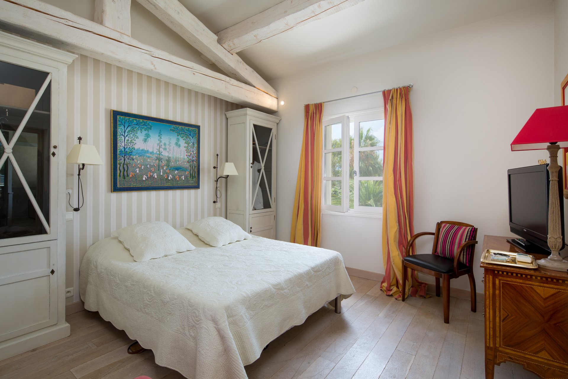 Ad Sale Property SaintPauldeVence (06570), 7 Rooms refV2133CO