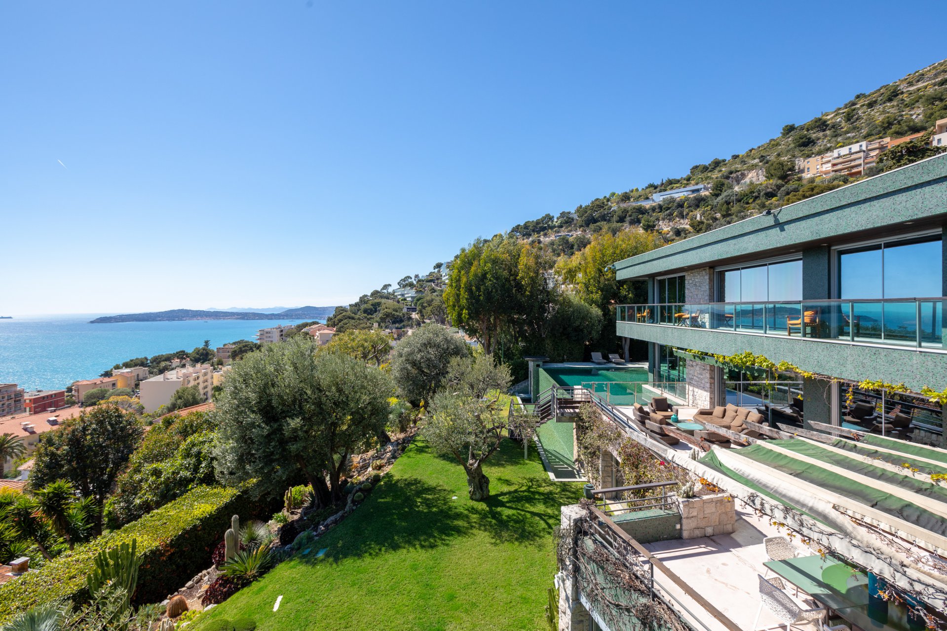 Ad Sale Villa Capd'Ail (06320), 14 Rooms refV1304SJ