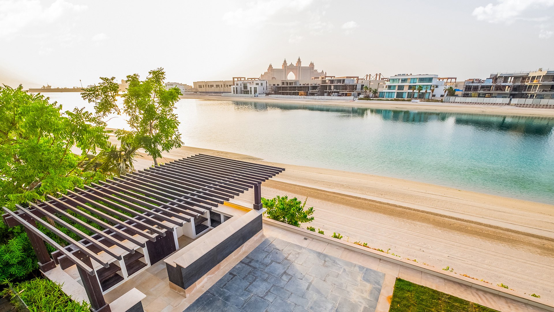 Ad Sale Villa Palm Jumeirah Signature Villas Palm Jumeirah refV0441DU