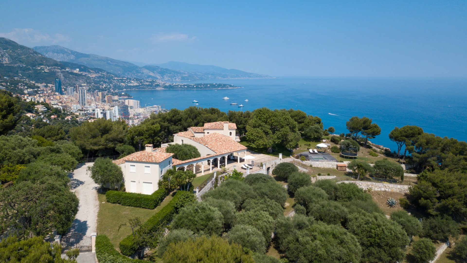 Ad Seasonal rental Villa Capd'Ail (06320), 10 Capacity refL1207SJ