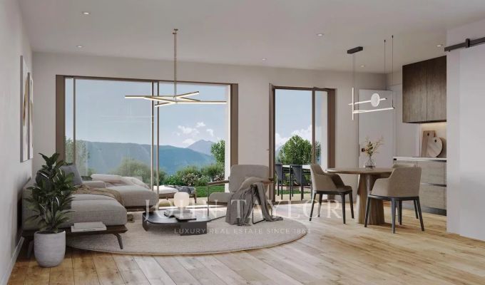 New construction Delivery on 12/25 Fully