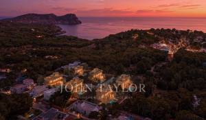 New construction Housing estate Cala Llenya
