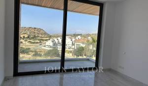 New construction Villa Agios Tychonas