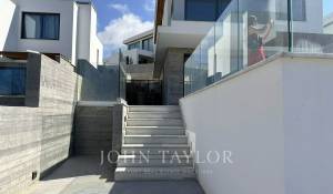 New construction Villa Agios Tychonas
