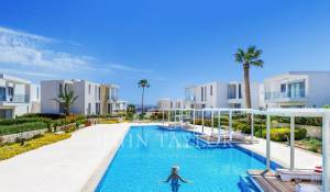 New construction Villa Peyia
