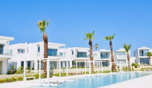 New construction Villa Peyia