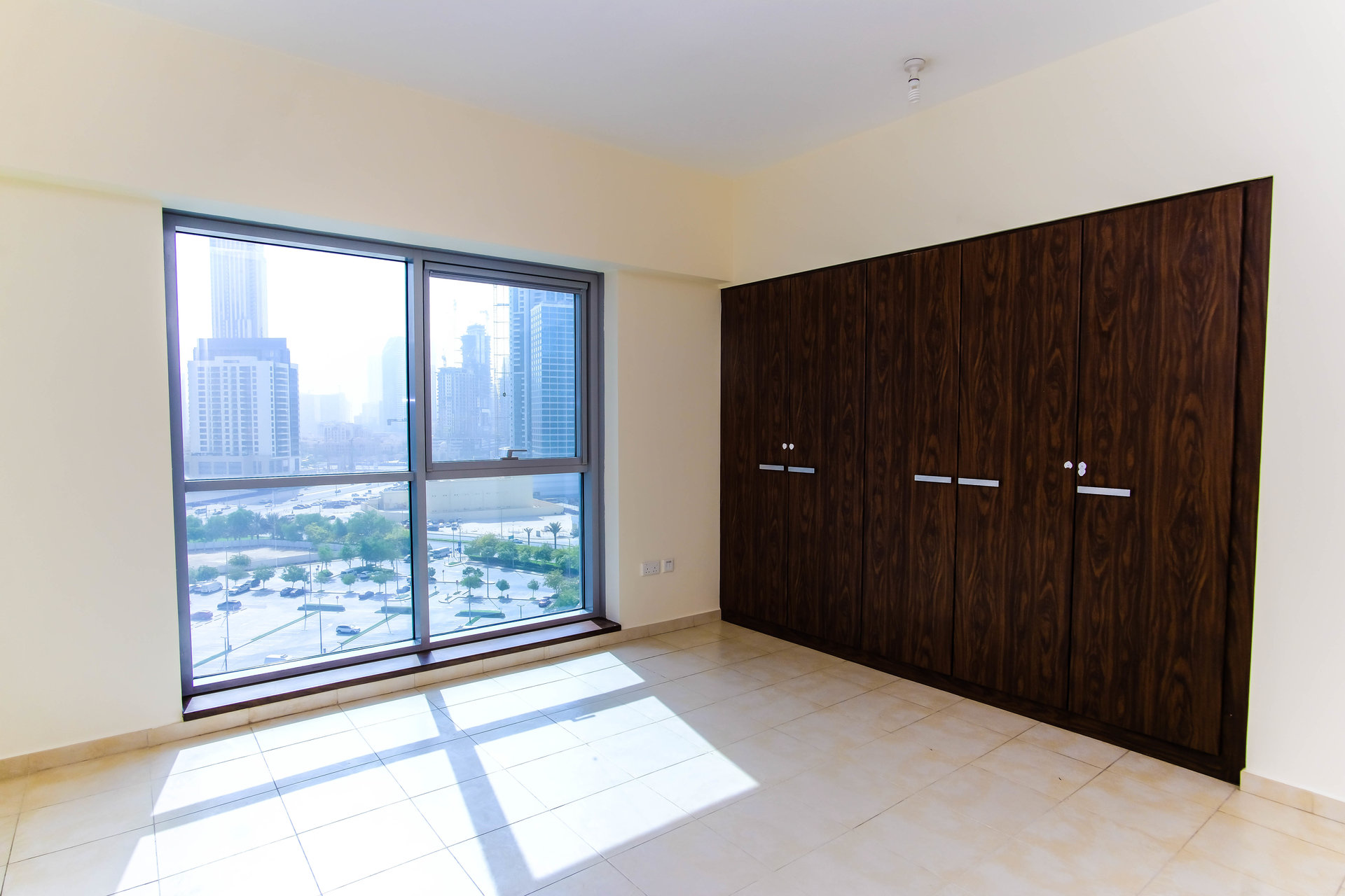 Ad Rental Apartment Business Bay The Executive Towers refL0834DU