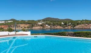 Rental Apartment Cala Llenya