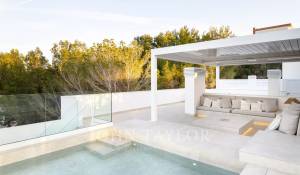 Rental Apartment Cala Llenya