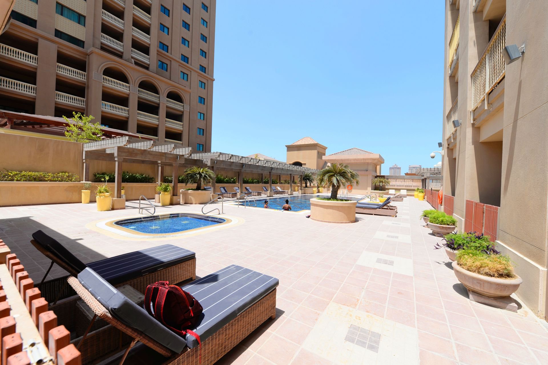 Ad Rental Apartment Doha The Pearl, 2 Rooms refL1200DA