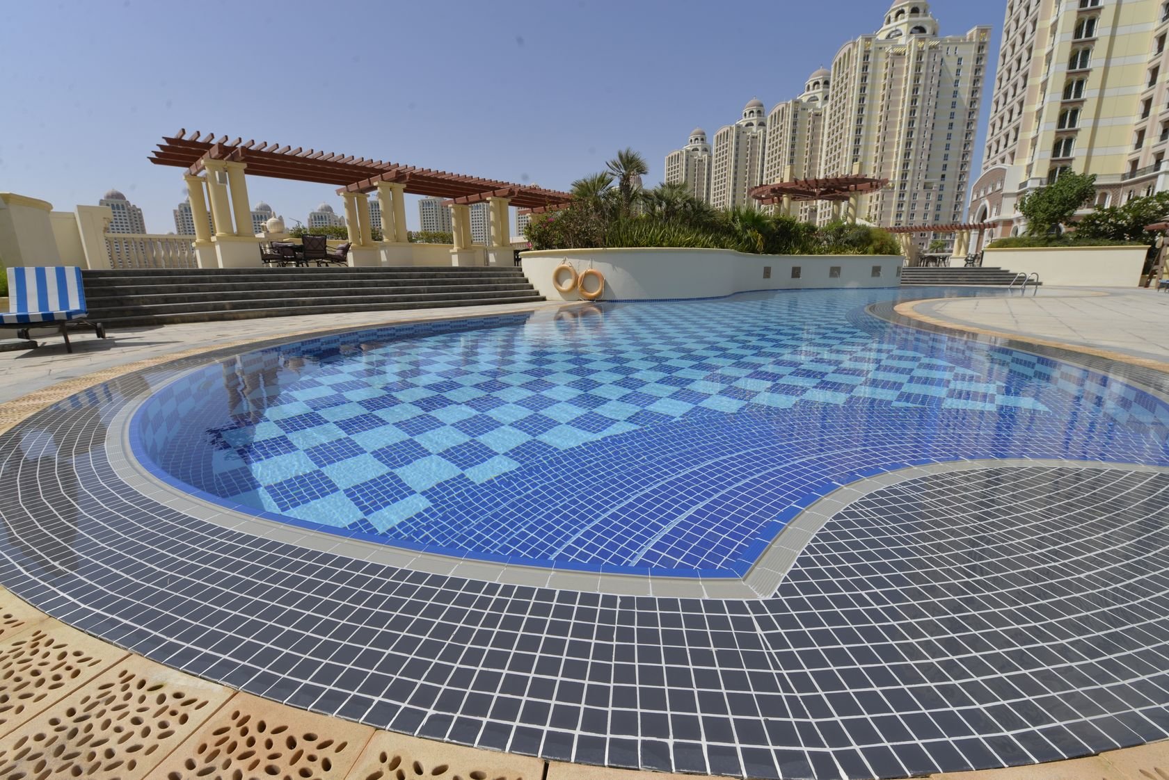 Ad Rental Apartment Doha The Pearl, 2 Rooms refL1749DA