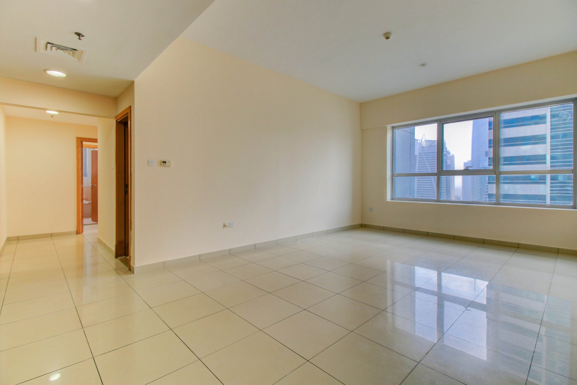 Ad Rental Apartment Jumeirah Lake Towers (JLT) Armada Tower refL0684DU