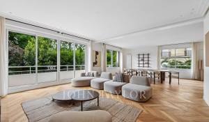 Rental Apartment Paris 16ème