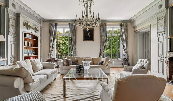 Rental Apartment Paris 7ème