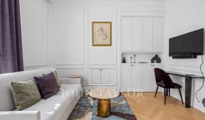 Rental Apartment Paris 8ème