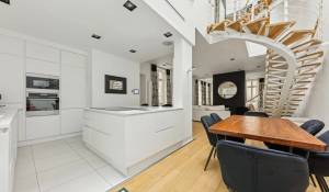 Rental Apartment Paris 8ème