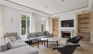 Rental Apartment Paris 8ème