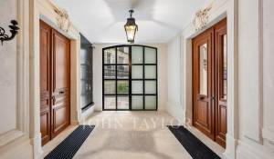 Rental Apartment Paris 8ème