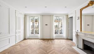 Rental Apartment Paris 8ème