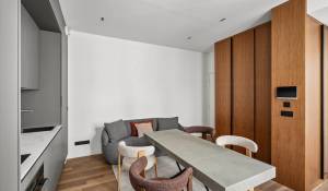 Rental Apartment Paris 8ème