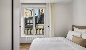 Rental Apartment Paris 8ème