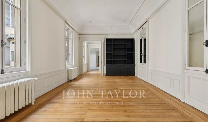 Rental Apartment Paris 8ème