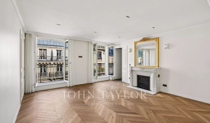 Rental Apartment Paris 8ème