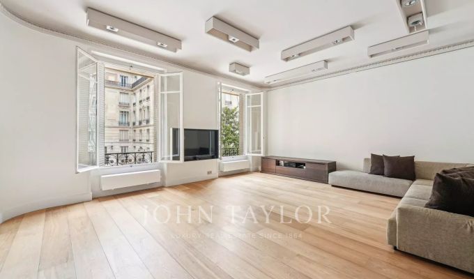 Rental Apartment Paris 8ème