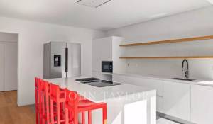 Rental House Carcavelos e Parede