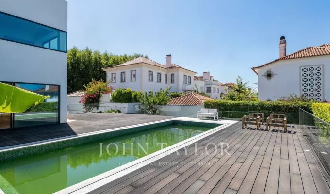 Rental House Carcavelos e Parede