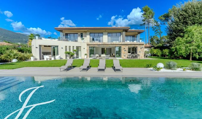 Rental House Roquefort-les-Pins