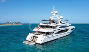 Charter Motor Yacht 
