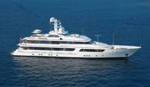 Charter Motor Yacht 