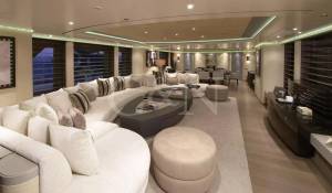 Charter Motor Yacht 