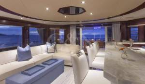 Charter Motor Yacht 