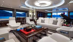 Charter Motor Yacht 
