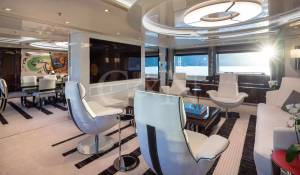 Charter Motor Yacht 