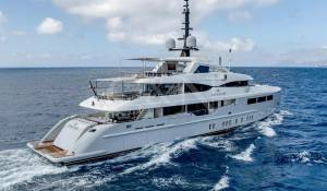Charter Motor Yacht 