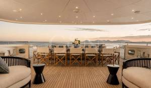 Charter Motor Yacht 