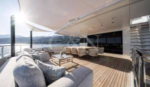 Charter Motor Yacht 