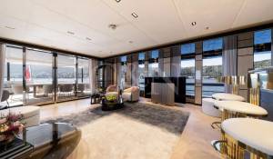 Charter Motor Yacht 