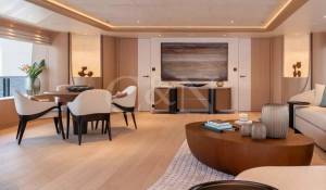 Charter Motor Yacht 