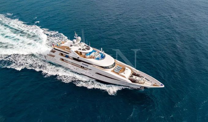 Charter Motor Yacht 