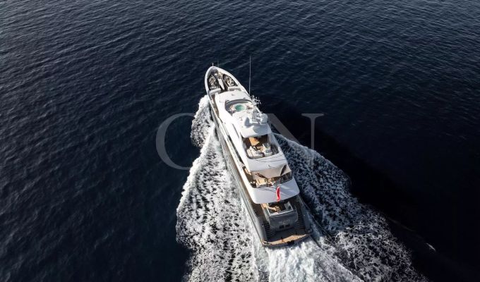 Charter Motor Yacht 