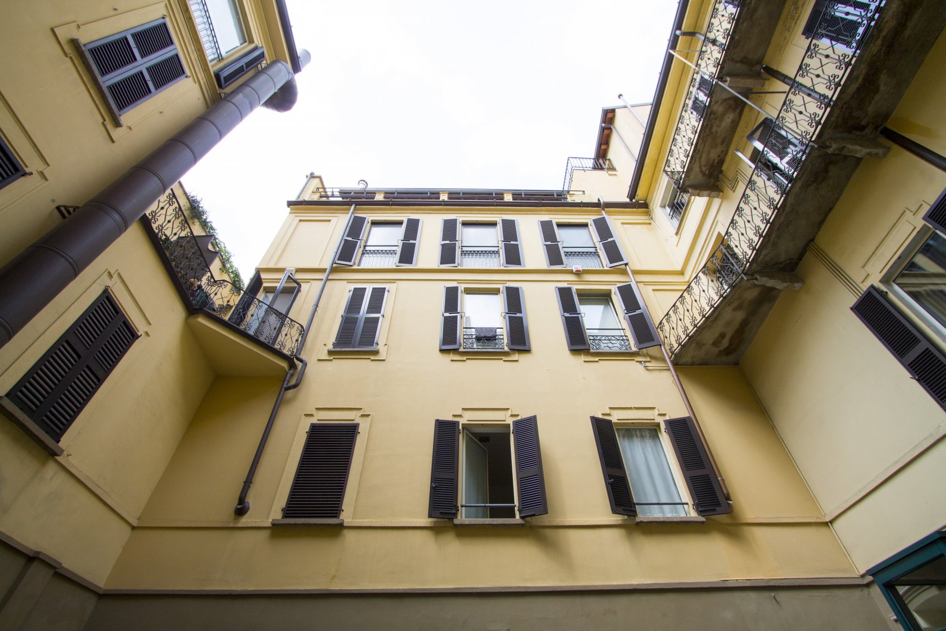 Ad Rental Office Milano (20100) refL0677MI