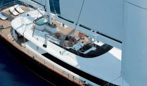 Charter Sailing Yacht 